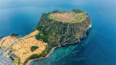 As Maravilhas Naturais do Lago Hongshan, um Tesouro Escondido em Wuhai!