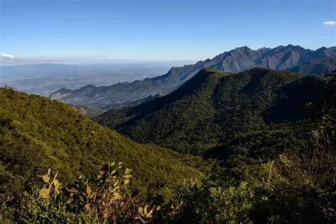 Parque Nacional do Itatiaia: Um Refúgio de Belezas Naturais e Aventuras Empolgantes!